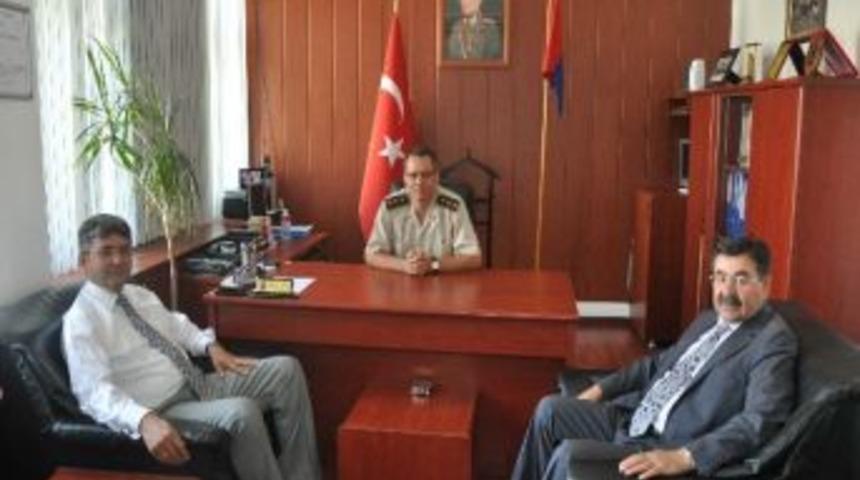G&ouml;lbaşı Kaymakamı Ve Belediye Başkanından Yeni Komutana Hayırlı Olsun Ziyareti
