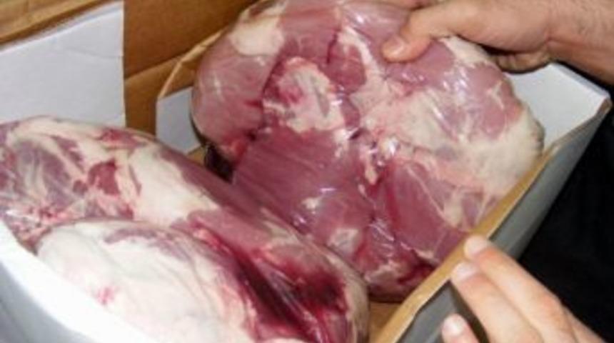 Muhtar 1500 Kilo Kaçak Domuz Etini Piyasaya Sürdü