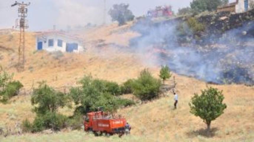 Sandıklı&rsquo;da Fidanlık Yangını Korkuttu