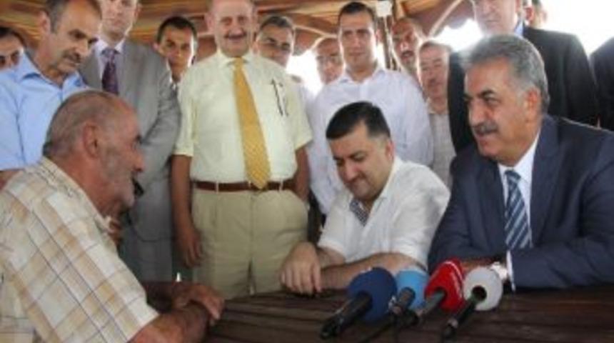 Bakan Hayati Yazıcı Rize'de