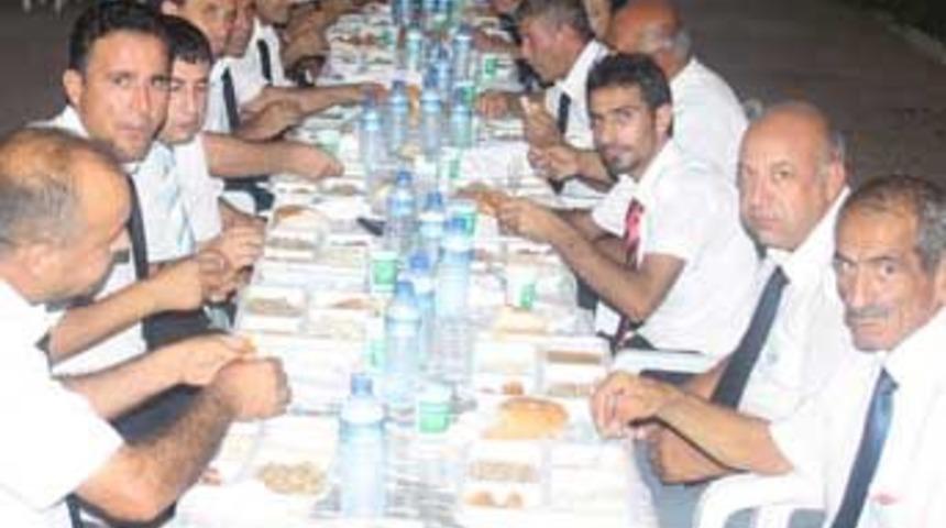 Tantur&rsquo;dan &ccedil;alışanlara iftar