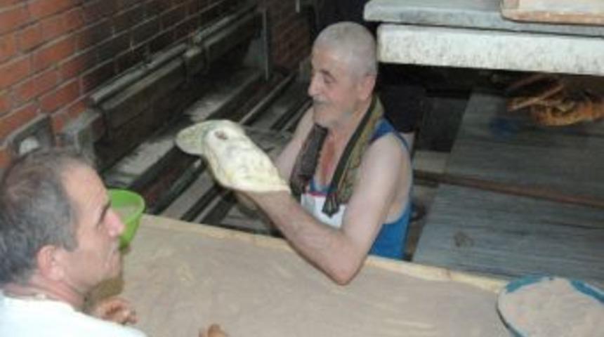 70 Yaşında 70 Derecede Ekmek M&uuml;cadelesi