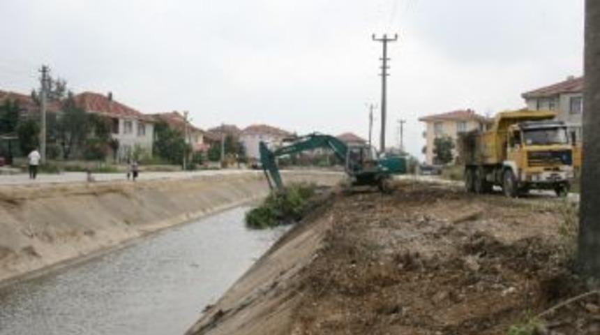 Karaca Deresi Temizleniyor