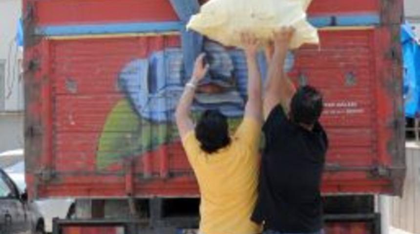 Mercimek Ve Nohut Taşıyan Kamyondan 35 Bin Paket Ka&ccedil;ak Sigara &Ccedil;ıktı