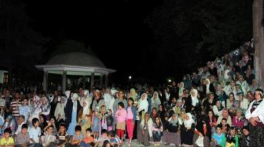 Sema G&ouml;sterisi G&ouml;n&uuml;lleri Coşturdu