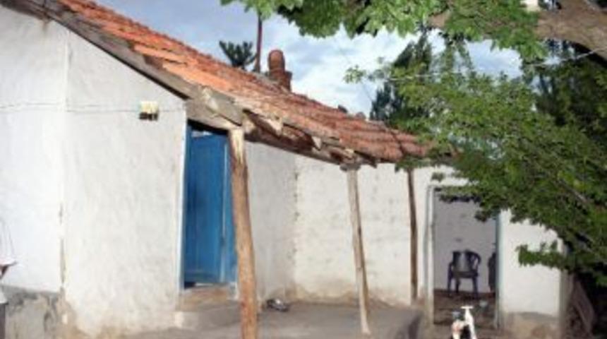 Yalnız Yaşadığı Evde &Ouml;l&uuml; Bulundu