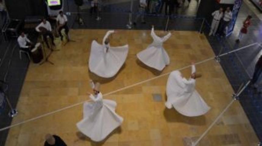 Forum'da Ramazan Dolu Dolu Ge&ccedil;iyor