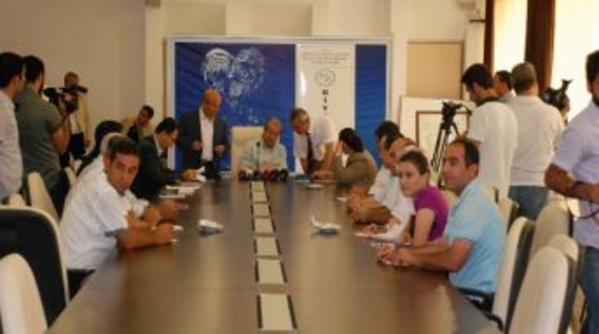 Bakan Eker Suriye&rsquo;deki &Ccedil;atışmalı Ortamı Değerlendirdi