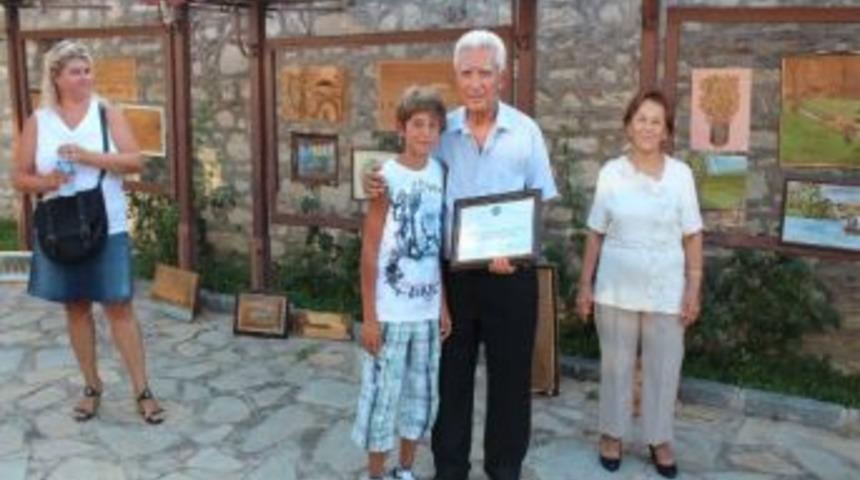 Ahşap Yakma Sergisi A&ccedil;ıldı