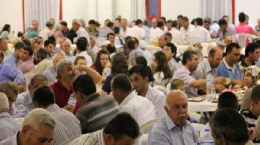 Milletvekili Yurttaş, Ak Parti Sarıg&ouml;l Teşkilatının İftar Yemeğine Katıldı