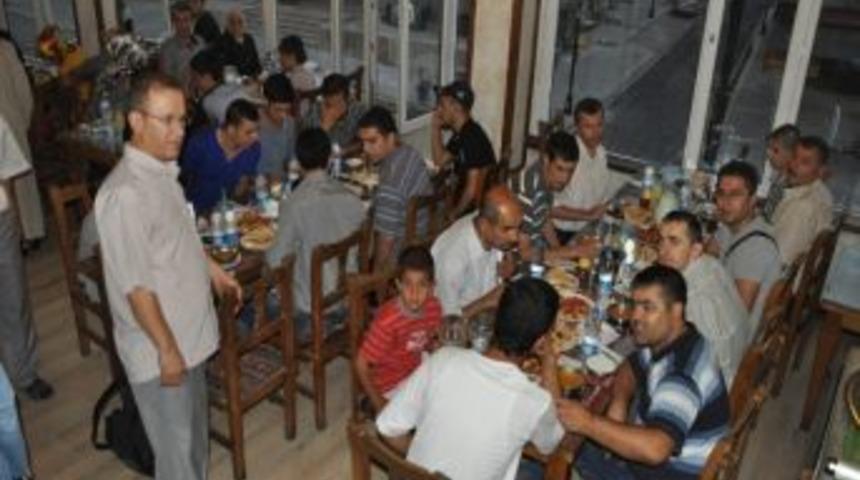 G&ouml;rme Engelli Sporcular İftarda Bir Araya Geldi