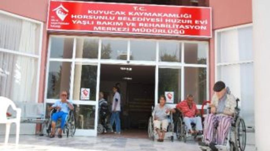 Yazık Bu Yaşlılara