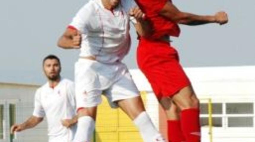 Denizli Belediyespor İle Nazilli Belediyespor Yenişemedi