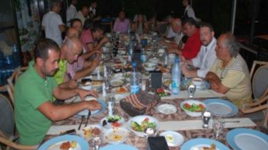 Marmarisli Gen&ccedil; İşadamlarından İftar Sofraları