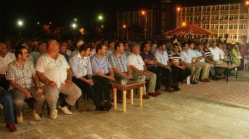 Kur'an Ziyafetini 5 Bin Kişi İzledi