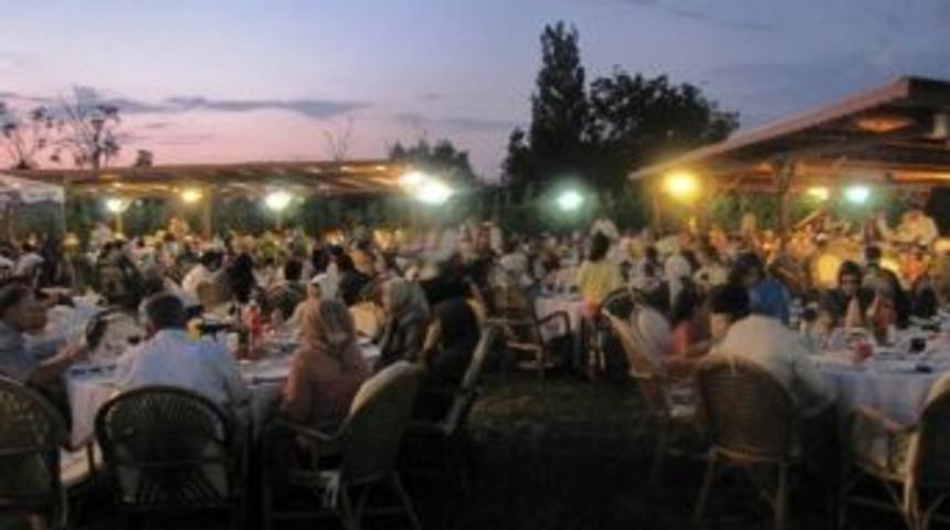 M&uuml;siad&rsquo;ın Geleneksel İftarına Yoğun İlgi