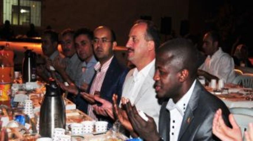 Senegallilerle Mamaklılar İftar Sofrasında Buluştu