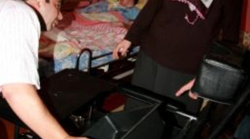 Kozlu Belediyesi&rsquo;nden Tekerlekli Sandalye