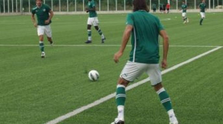 Timsah Suni &Ccedil;imde &Ccedil;alıştı