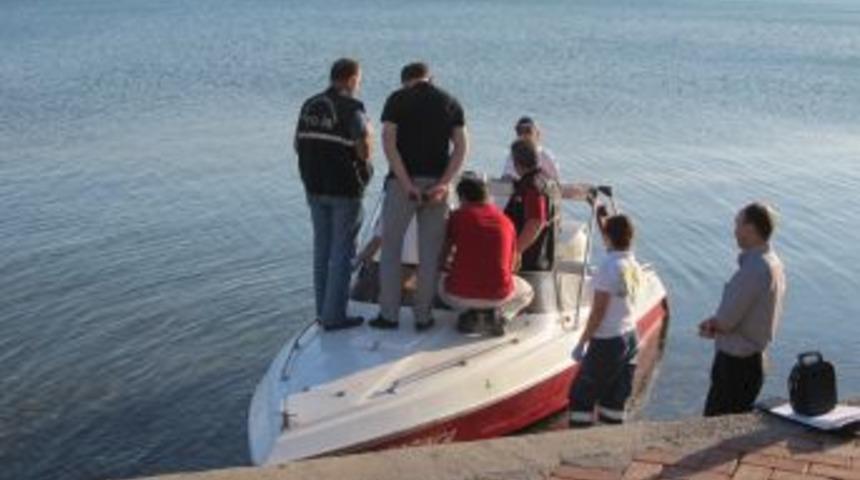 Edremit'te Sürat Teknesi Faciası: 1 Ölü
