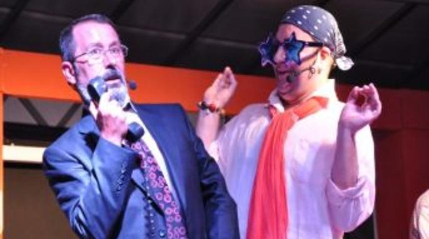 Uygur Kardeşlerden Kahkaha Tufanı