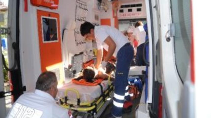 Piknik D&ouml;n&uuml;ş&uuml; Facia; 2 &Ouml;l&uuml;, 14 Yaralı