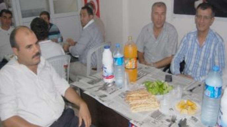 T&uuml;rkav'dan İftar Yemeği