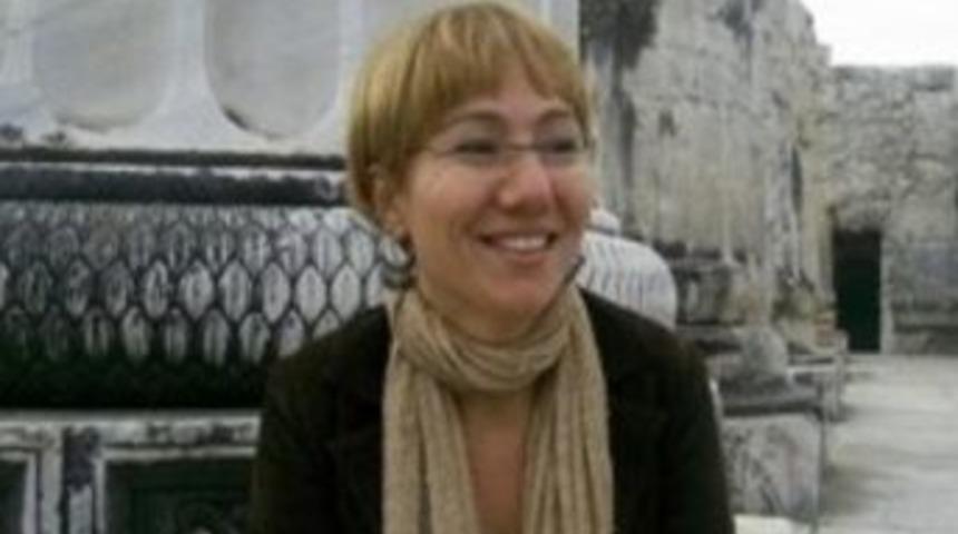 Beyin Kanaması Ge&ccedil;iren &Ouml;ğretmen Hayatını Kaybetti