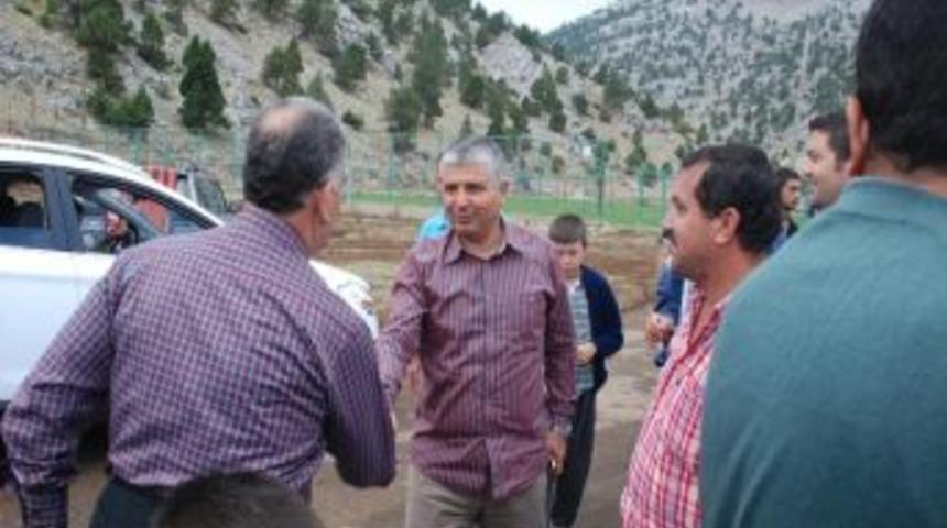 Mhp'li Yılmaz Kızıldağ’da Futbol Maçı İzledi