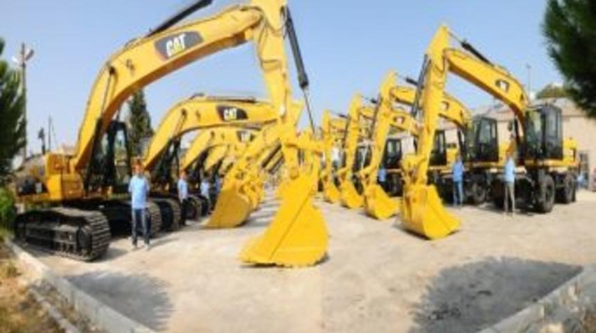 İzsu Dere Temizliği İ&ccedil;in 11 Milyon Liralık Ara&ccedil; Satın Aldı