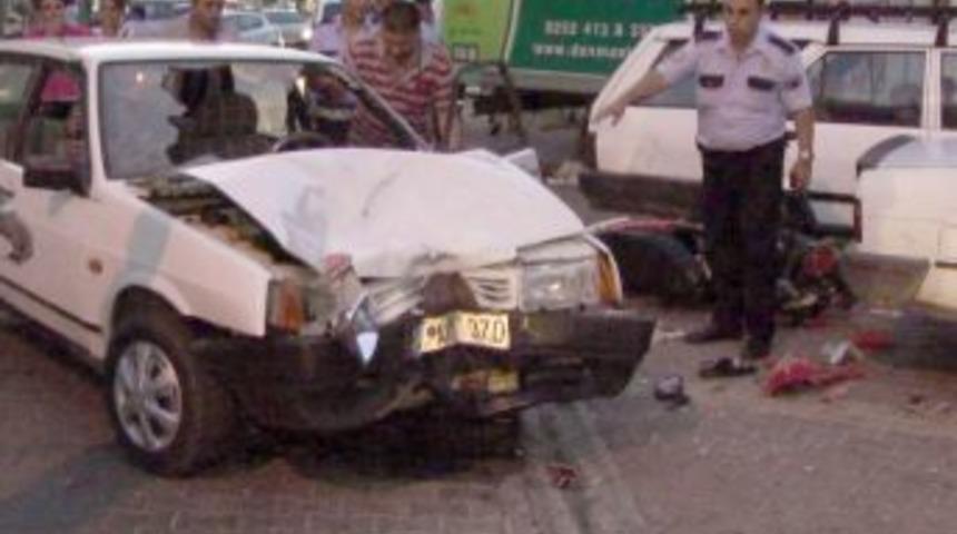 Marmaris&rsquo;te Trafik Kazası: 2 Yaralı