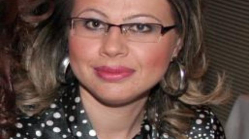 Doktordan Hemşire Eşine Dayak