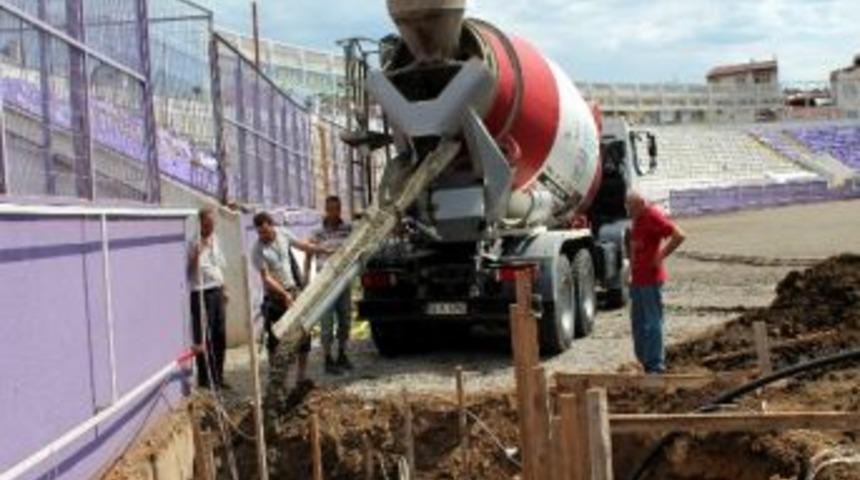 Ordu 19 Eyl&uuml;l Stadı Yeni Sezona Yetişiyor