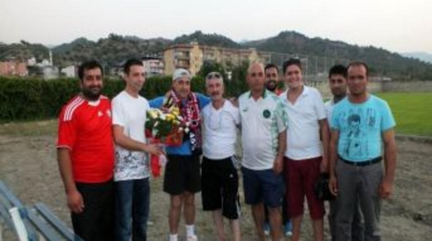 Salihli Belediyespor'a Taraftar Desteği