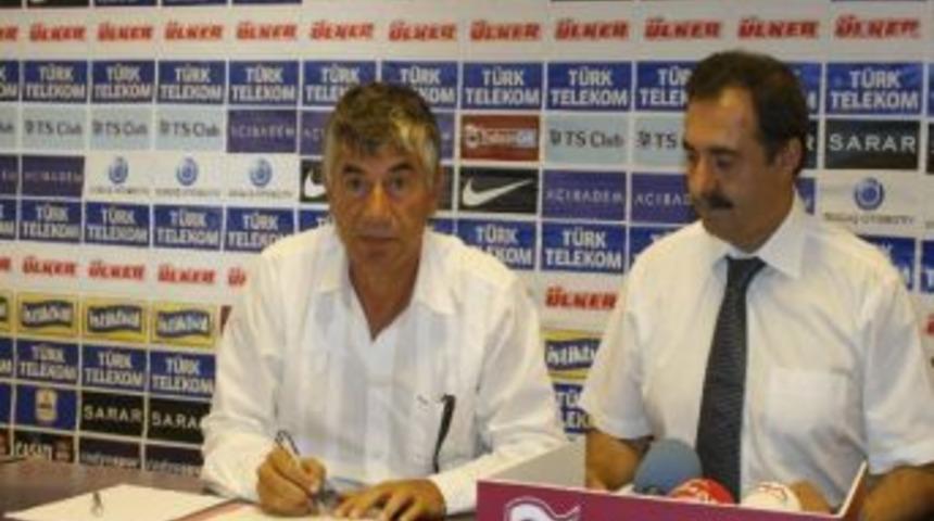 Trabzonspor Giray Bulak İle S&ouml;zleşme İmzaladı