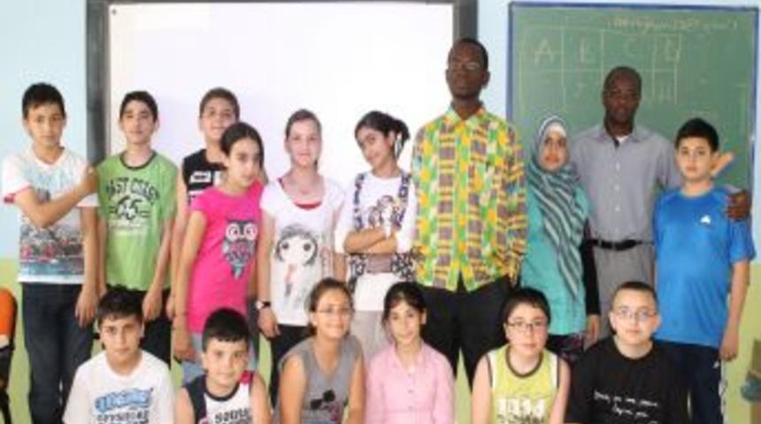 Aral Fen'in Yaz Kursları Yabancı &Ouml;ğretmenler Eşliğinde Başladı