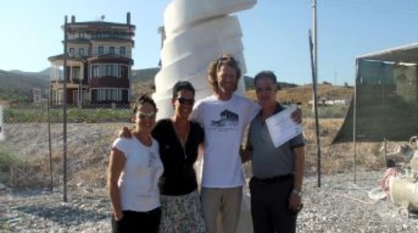 Bergama Sokaklarını Taş Heykeller S&uuml;sleyecek