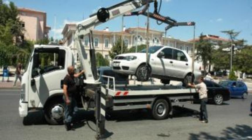 H&uuml;k&uuml;met Caddesi&rsquo;nde Parka İzin Yok