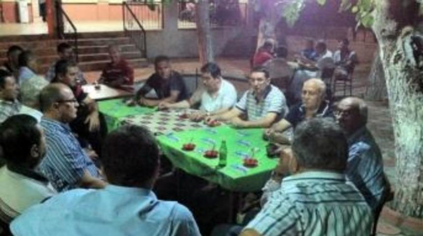 Burhaniye&rsquo;de Ak Partililer K&ouml;y İftarında