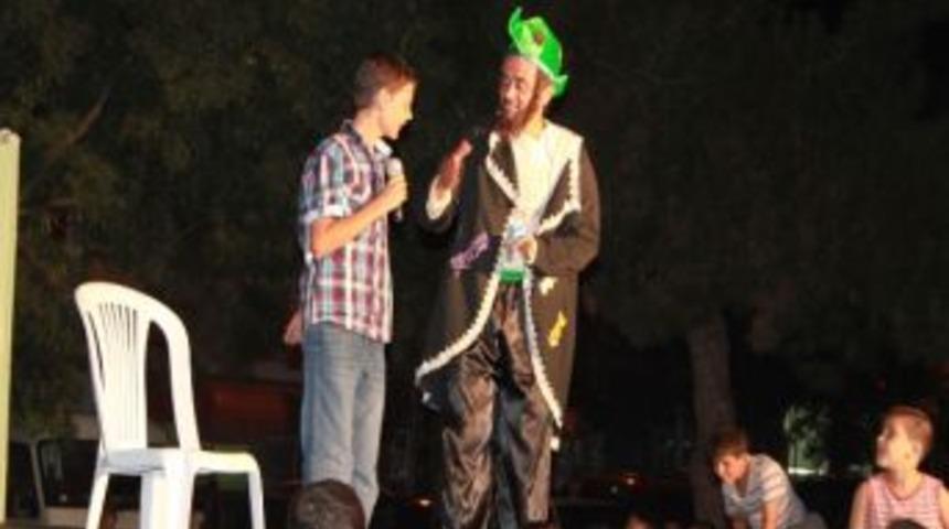 Erbaa&rsquo;da Hacivat Ve Karag&ouml;z G&ouml;sterisine Yoğun İlgi