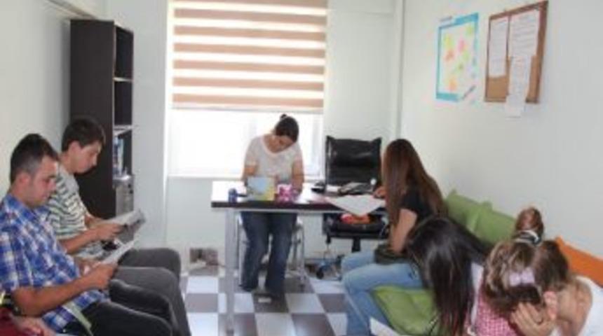 &Ccedil;abem, &Uuml;niversite Adaylarına Rehberlik Yapacak