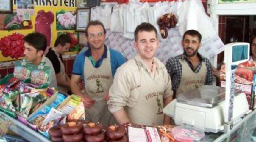 &Ccedil;arşı Pazarda Ramazan Bereketi Yaşanıyor