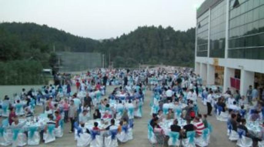 MUGDER &Uuml;yelerini Iftarda Buluşturdu