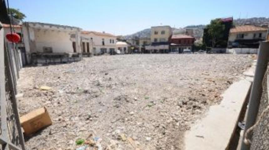 Kemeraltı Yeni Meydanına Kavuşuyor