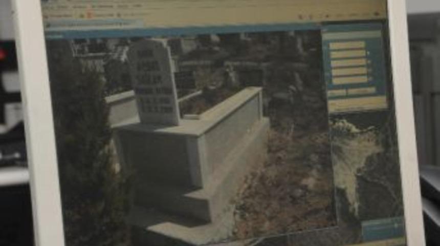 İzmir'de Mezarlıklar Artık On-line