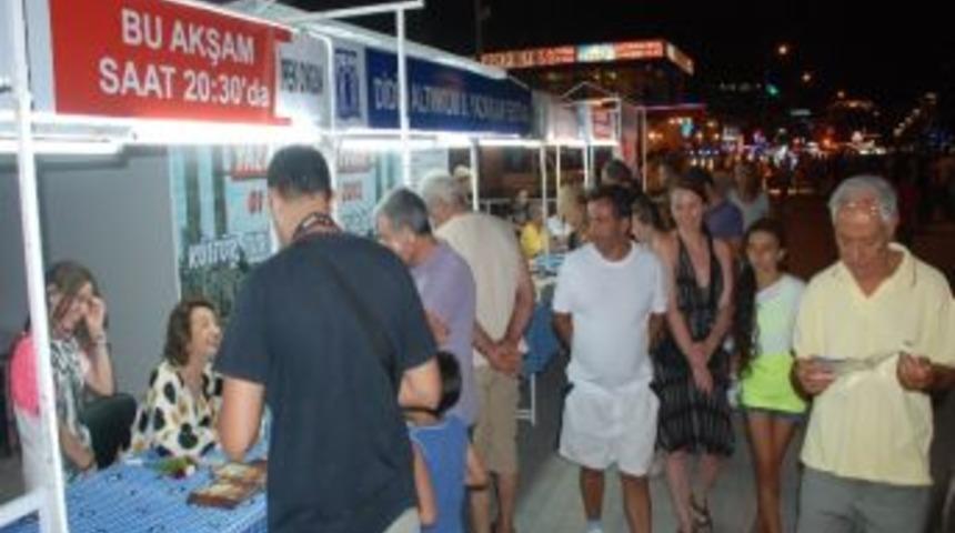 Didim Yazarlar Festivalinde İpek Ongun Ve Faik Bulut Okurlarıyla Buluştu