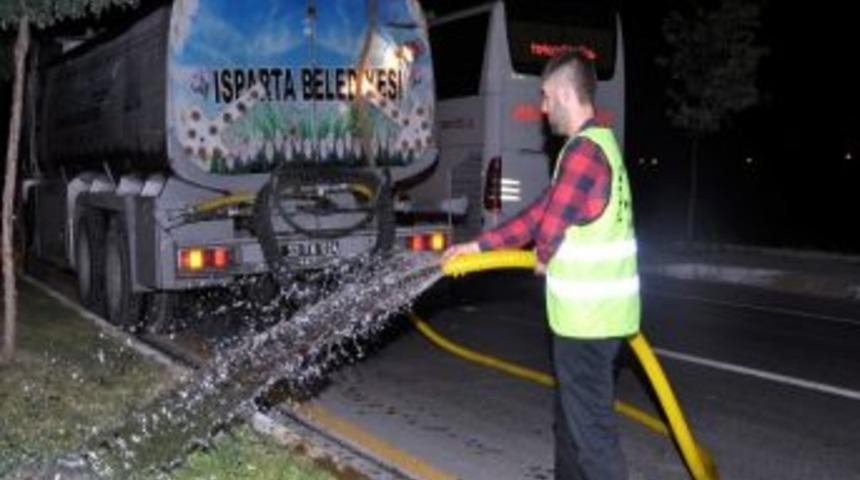 Isparta&rsquo;da Sulama &Ccedil;alışmaları Devam Ediyor