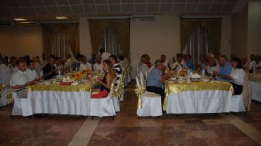 Esnaf Odaları yemeğinde &Ccedil;e&ccedil;ioğlu şoku!