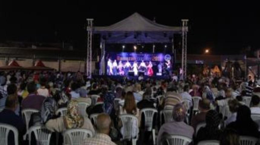 Makedonlar Kent Meydanında Buluşuyor