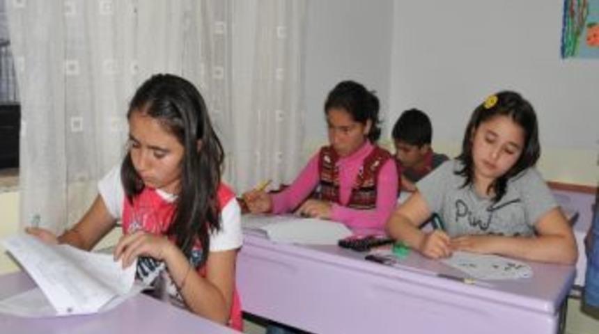 Bilgi Evi &Ouml;ğrencilerinden Sbs&rsquo;de B&uuml;y&uuml;k Başarı